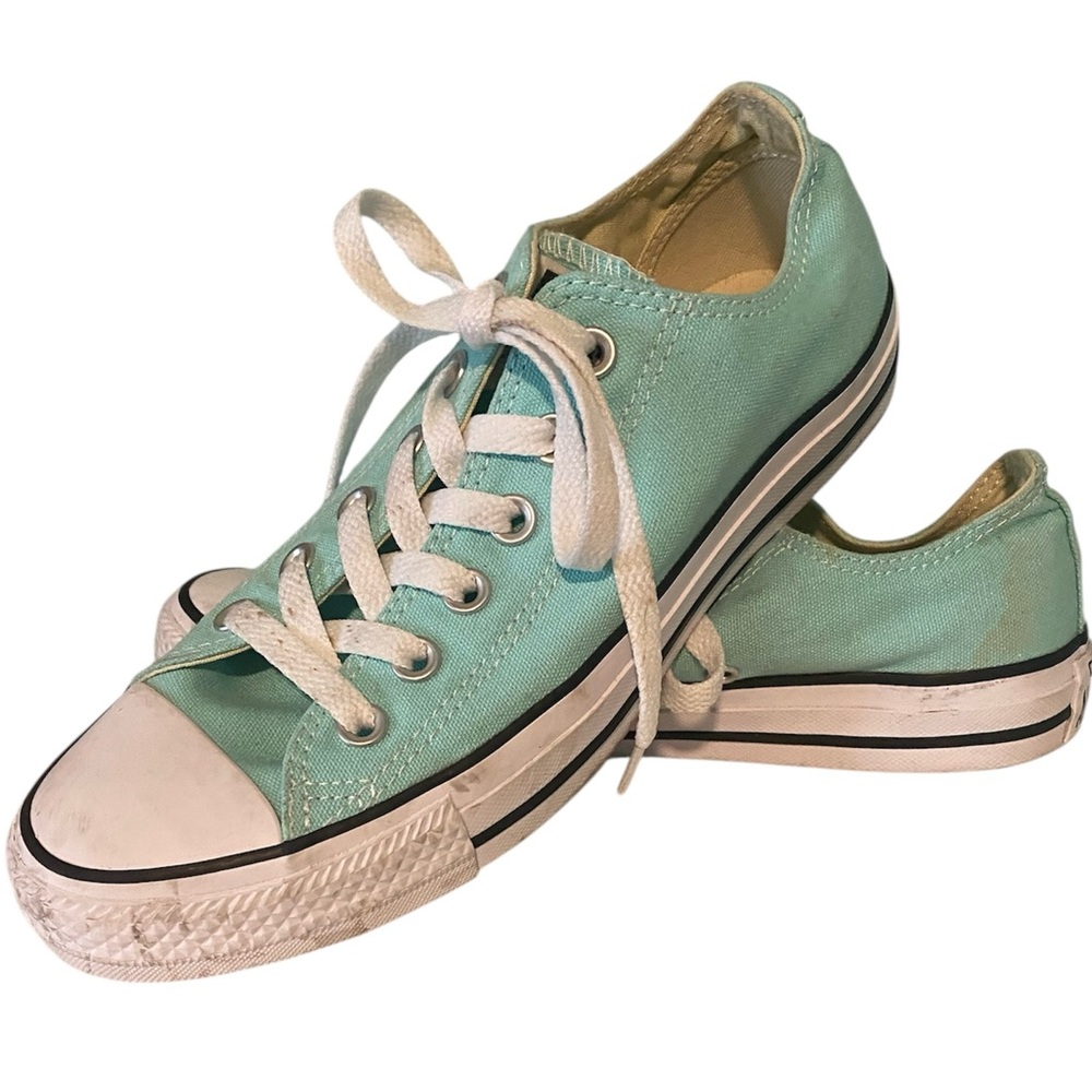 Converse Chuck Taylor All Star Low Top Shoes Sneakers Women’s Size 8 Mint Green